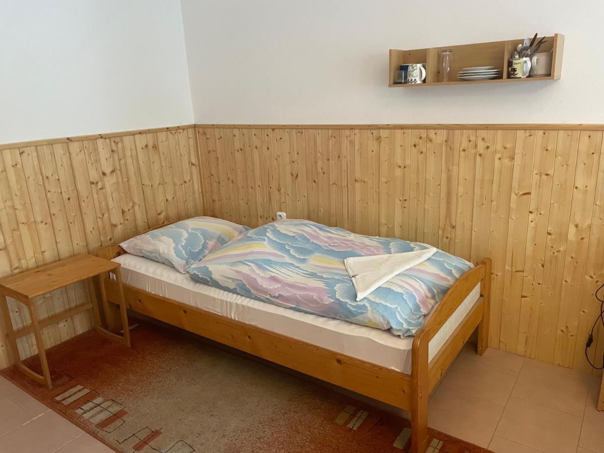 Penzion Fontana Hotel Namest nad Oslavou Luaran gambar