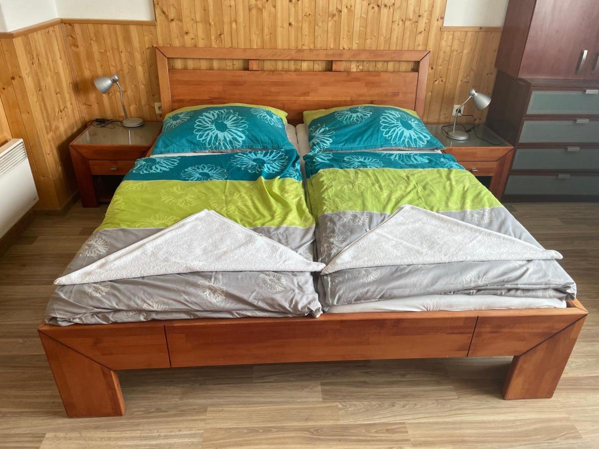 Penzion Fontana Hotel Namest nad Oslavou Luaran gambar